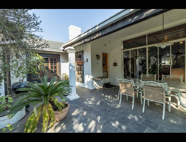 4 BEDROOM HOUSE SOLD IN GALLO MANOR